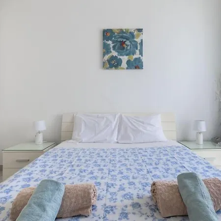 Appartement Penthouse With Side Sea View San Pawl il-Baħar