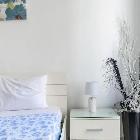 Apartment Penthouse With Side Sea View St. Paul's Bay